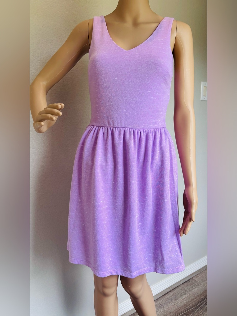 Everly Lavender Sleeveless V‑Neck Women Dress Lined NWOT - Picture 12 of 13